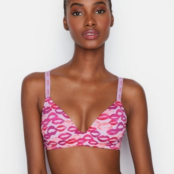 Victoria's Secret Lightly Lined Perfect Coverage T-Shirt Bra Lip Kiss Size 34C - Picture 2 of 16